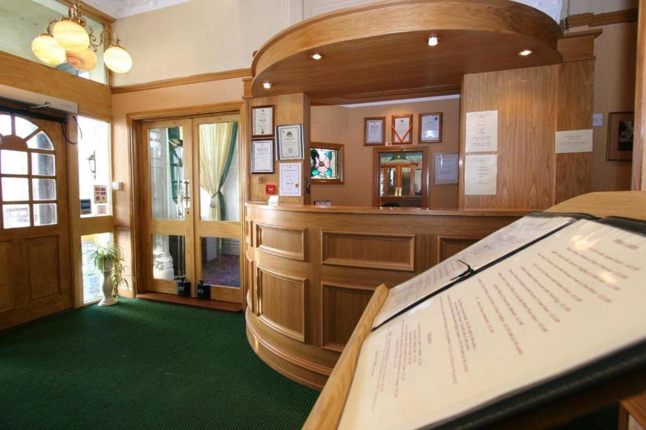 Welbeck Hotel & Apartments ダグラス エクステリア 写真