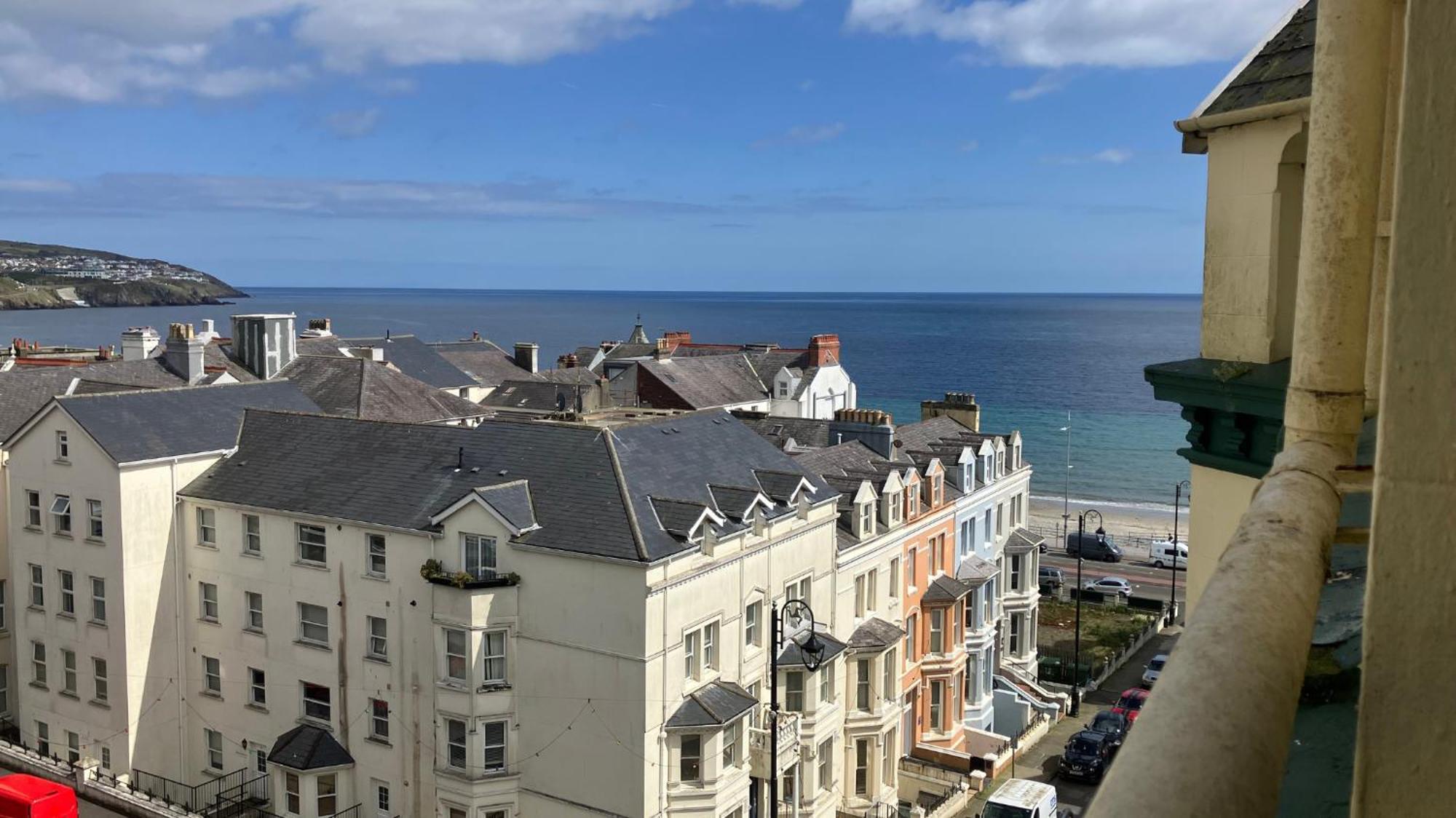 Welbeck Hotel & Apartments ダグラス エクステリア 写真