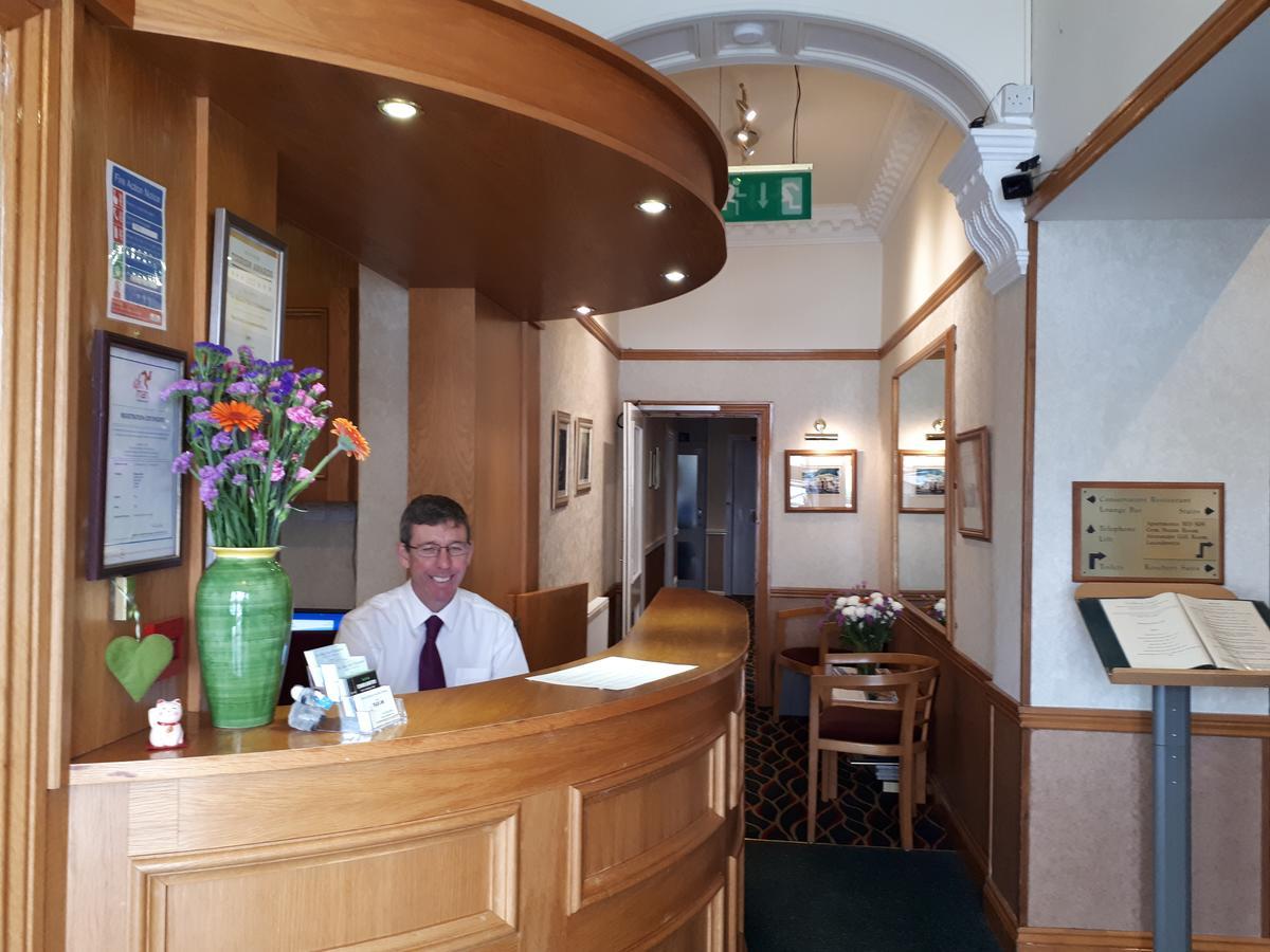 Welbeck Hotel & Apartments ダグラス エクステリア 写真